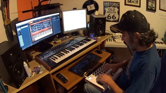 Arturia MiniLab mk2: DEEP VIDEO REVIEW смотреть онлайн
