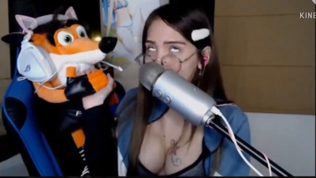 LOS MEJORES MOMENTOS DE ALLISON CAZO 2 PARTE/ la streamer que era hombre смотреть онлайн