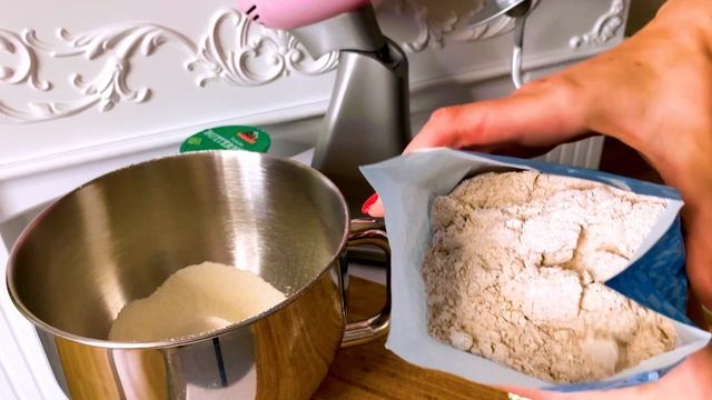 Домашний ХЛЕБ С ГРЕЦКИМИ ОРЕХАМИ в духовке – рецепт, полезное питание смотреть онлайн