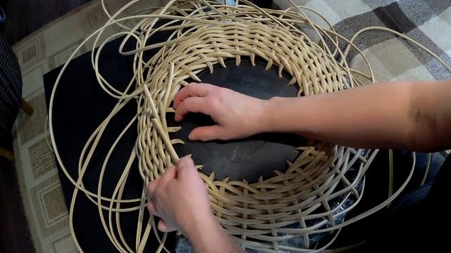 DIY cat bed. Rattan cat bed. смотреть онлайн