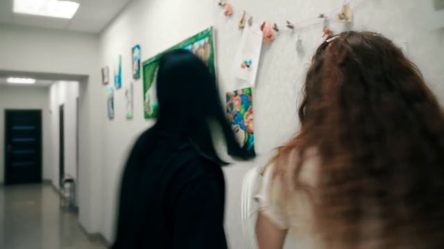 МАМА РЕВНУЕТ МАШУ К УЧИТЕЛЬНИЦЕ!!! смотреть онлайн