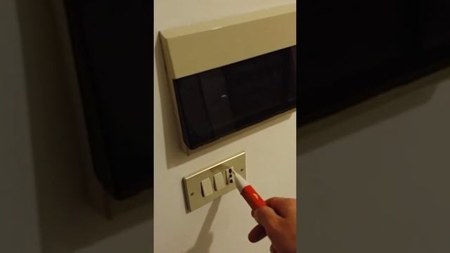 Uni-T 13A Voltage detector from dx.com смотреть онлайн