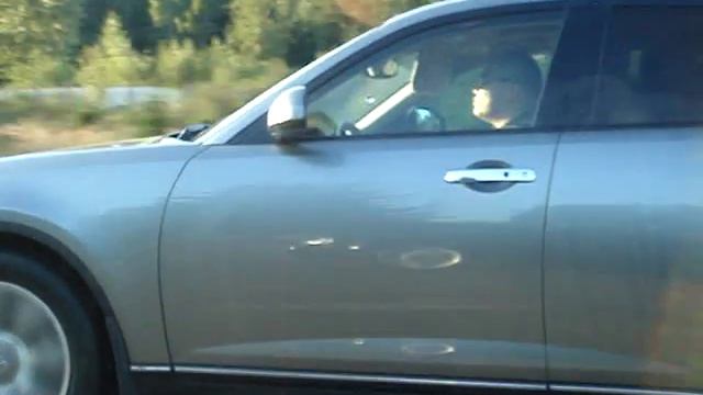 Infiniti FX45 in Action смотреть онлайн