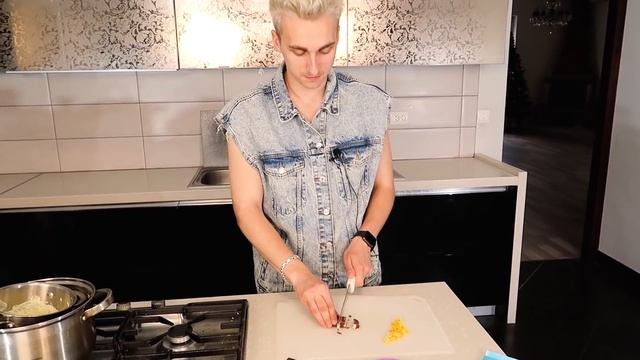 СДЕЛАЛИ ШОКОЛАДКУ ИЗ POP IT ! У КОГО КРУЧЕ ? смотреть онлайн