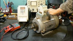 ПОДКЛЮЧЕНИЕ ЧАСТОТНИКА к трехфазному асинхронному двигателю.