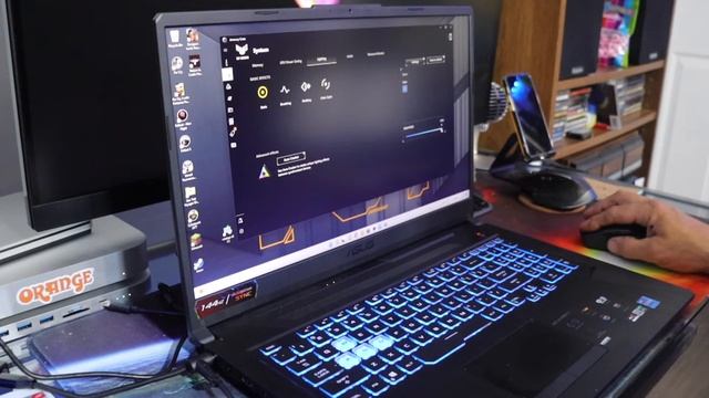 ASUS TUF F17 Armoury Crate Software Tour смотреть онлайн