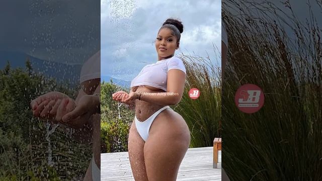 BEVERLY TLHAKO from South Africa | Plus Sized Curvy Model - asmr fashion show lifestyle trends смотреть онлайн