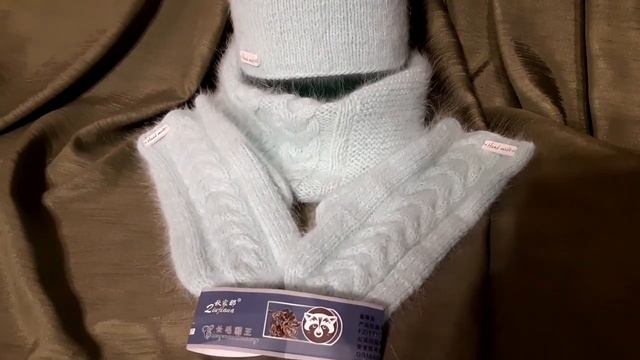 Комплект из пуха норки цвета "мята". смотреть онлайн