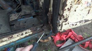 ЮМЗ недорого Крепление кабины ремонтируем Очередной косяк устранили Всё меньше проблем, ближе к дел