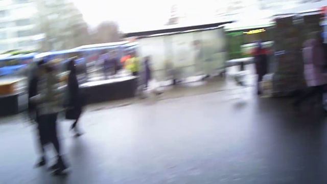 Уличный музыкант - М. Речной вокзал смотреть онлайн