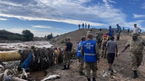 Сход селей в Кыргызстане: затоплены 800 домов, 7 тыс. человек лишились света