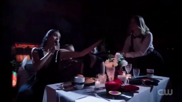 Riverdale 6x18 Veronica performance at new pop’s cafe for Tangs after wedding party. смотреть онлайн