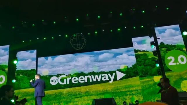 Президент Леонид Моргунов о новом дизайне Р.Ц.   Greenway.