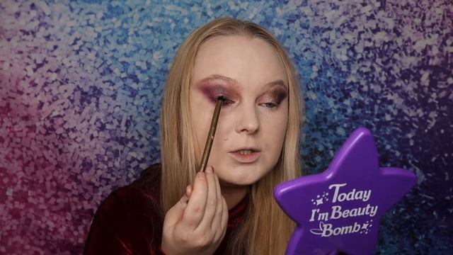 ОБЗОР SIGMA BEAUTY Magnifique palette два макияжа, свотчи, приятно удивлена и немного возмущена смотреть онлайн