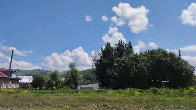 Дорога на Алтай. Деревня. Стоковое видео. Футаж. / The road to Altai. Village. Stock video. Footage смотреть онлайн