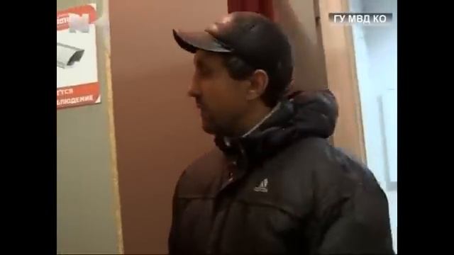 Сотрудник охраны задержал грабителя смотреть всем смотреть онлайн