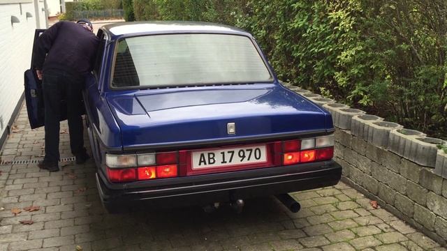 Koldstart af Volvo 240 GL fra 1985 смотреть онлайн