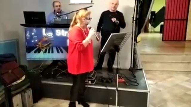 TANGO DELLE CAPINERE ..CANTA PAOLA RANDAZZO CON LA STRANA ETA' .. смотреть онлайн