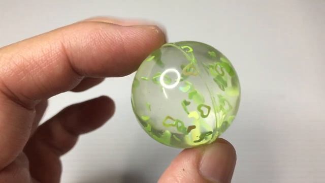 Neon Green Bouncy Balls Vending Machine смотреть онлайн