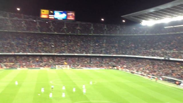 Камп Ноу поклоняется Месси