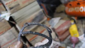 Компрессор кратон не качает, плохо набирает давление. Замена прокладки на поронит.