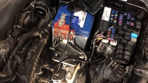 Mazda СХ-5 горит I-STOP. НЕ РАБОТАЮТ: свечи накала, магнитола, парктроник, датчик света.