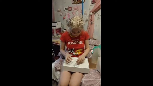 Моё 15 летие???/VLOG/ПОДАРИЛИ MakBook?!???/Я РАСПЛАКАЛАСЬ?/Sopha Chris? смотреть онлайн