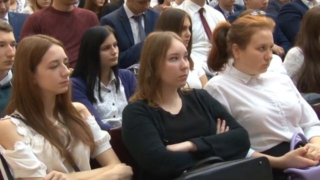 Глава района рассказал студентам , как стать лидером смотреть онлайн