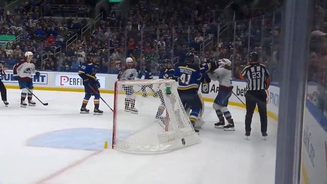 Jordan Binnington Gets Into Scrum WIth Colorado Avalanche 10/28/21 смотреть онлайн