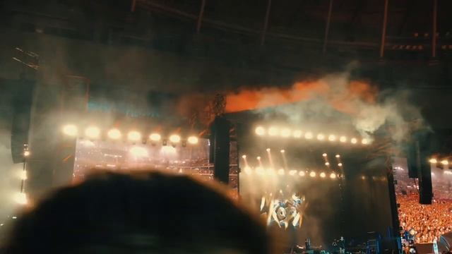 Макс Корж - 2 типа людей (ВТБ АРЕНА МОСКВА) смотреть онлайн