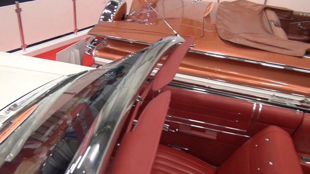 Ford Galaxie 500 Convertible (1965) Exterior and Interior смотреть онлайн