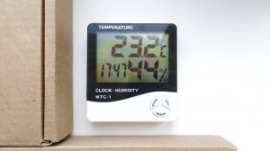 Инструкция по настройке термометра с временем, датой и будильником.