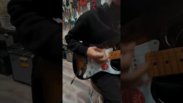 Unboxing Fender Squier Stratocaster Pack - Rock.ma смотреть онлайн