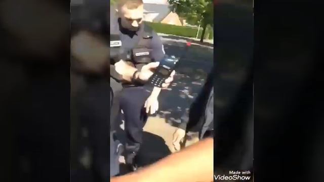 Grosse bagarre sept mec de cité vs huit policiers смотреть онлайн