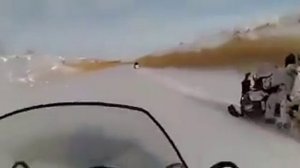 Охота на волка на снегоходах 1.