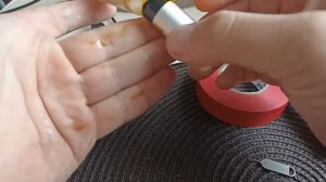 Как подзарядить и заправить одноразовую электронную сигарету