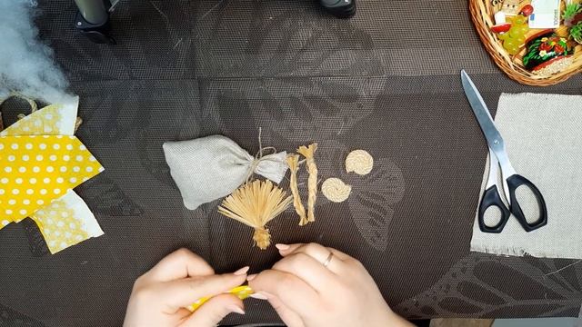 Мастер-класс по изготовлению магнита Домовёнка от Ларисы Вальтер смотреть онлайн