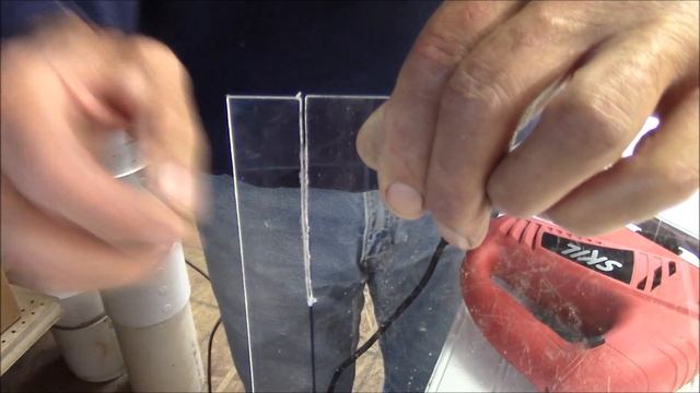 Cut Plexiglass and Acrylic Cleanly - Use An Inexpensive Plastic Cutter смотреть онлайн