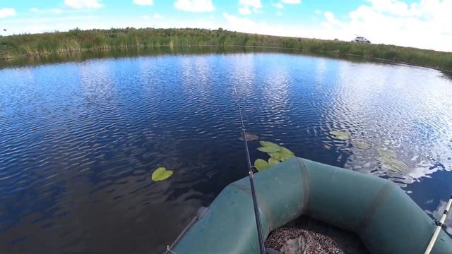 Летняя рыбалка на озере/Там где поймали больших щук зимой смотреть онлайн