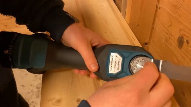 Multifunktionswerkzeug Makita DTM52 (DTM52T1JX2, DTM52Z) | TEST | Deutsch смотреть онлайн