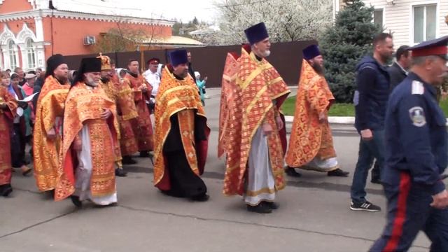23. 04.2023 год крестный ход с иконой Божией Матери «Спорительница хлебов» г. Богучар смотреть онлайн
