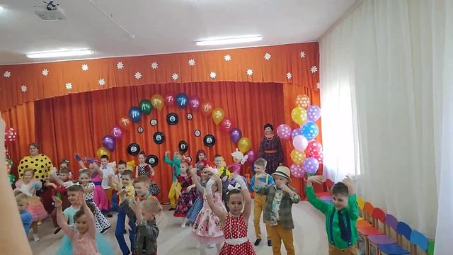 Выпускной 2023. смотреть онлайн