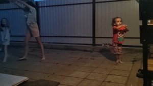 Вечеринка во дворе