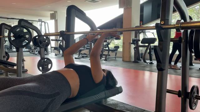 CHEST WORKOUT смотреть онлайн