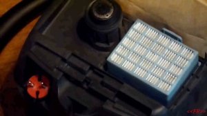 Видео обзор : Замена фильтра в пылесосе  Bosch (  НЕРА фильтр BOSCH BBZ156HF)