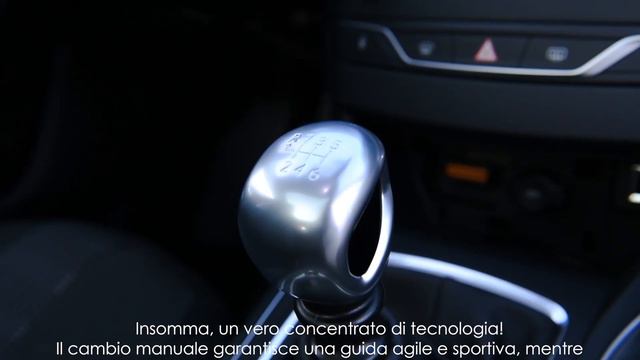 Peugeot 308 Allure: l'opinione di Lara dello #staffrattiauto! смотреть онлайн