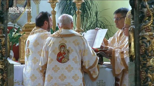 Impunerea mâinilor. Hirotonire (2/3) de episcopi greco-catolici în Catedrala Blajului смотреть онлайн