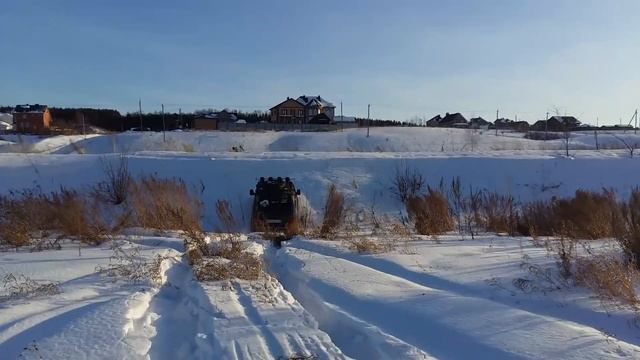 Не jeep, но всё же. .. Нива может смотреть онлайн