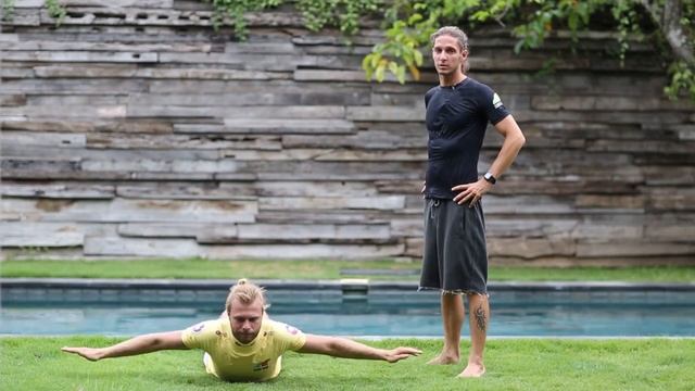 5 разминок для сёрфера. Подготовка к серфингу для новичка. смотреть онлайн