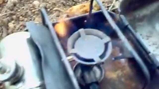 Примус ПТ-1 "Турист"- картошка варится.mp4 смотреть онлайн